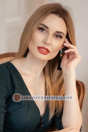 190356 - Elena Age: 41 - Ukraine