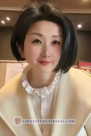 228018 - Wen Age: 49 - China